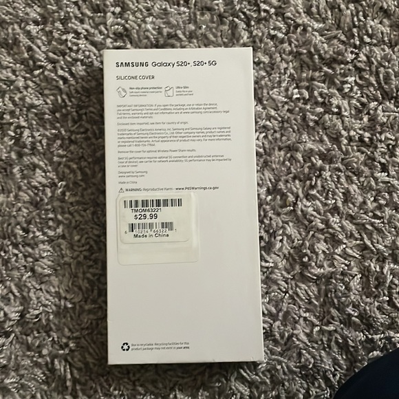 Samsung Black Silicone Phone Cover - Picture 2 of 3